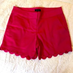 Cute scalloped hot pink shorts